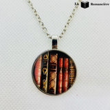 collier lectrice