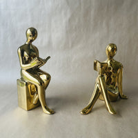 statuette lecteur or