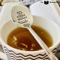 cuillère drink tea read books